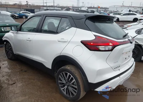 2022 Nissan Kicks Sv Xtronic Cvt z USA, uszkodzony, nr VIN 3N1CP5CVXNL519471